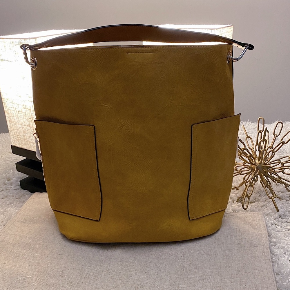 Handbag